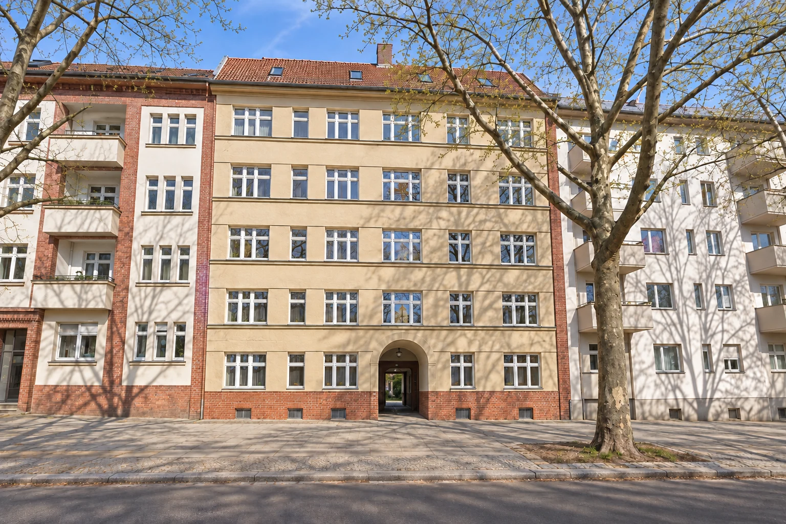 Hausfassade der Ruhlebener Straße 15